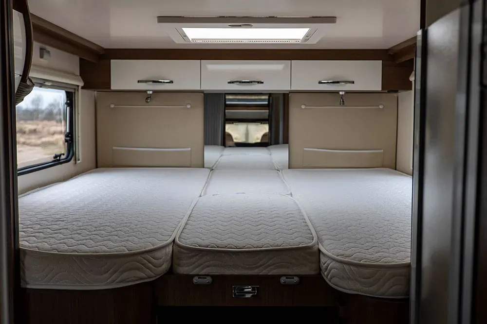 Własne łóżko i pościel